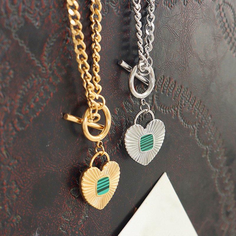 Green Malachite Crystal Heart Gold Pendant - Image 2