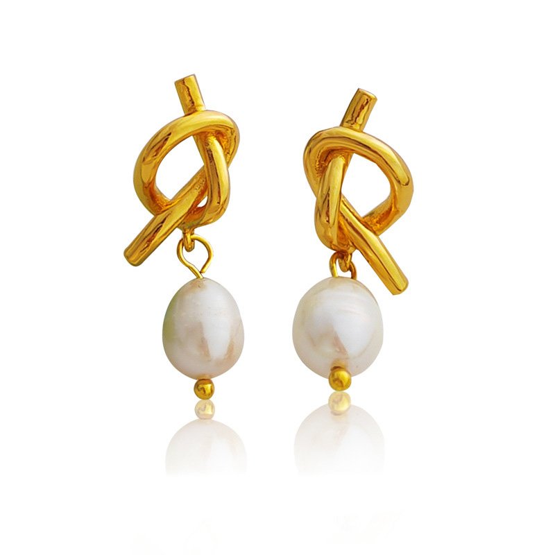 Classic Design Pearl Imitation Gold Plated Earrings