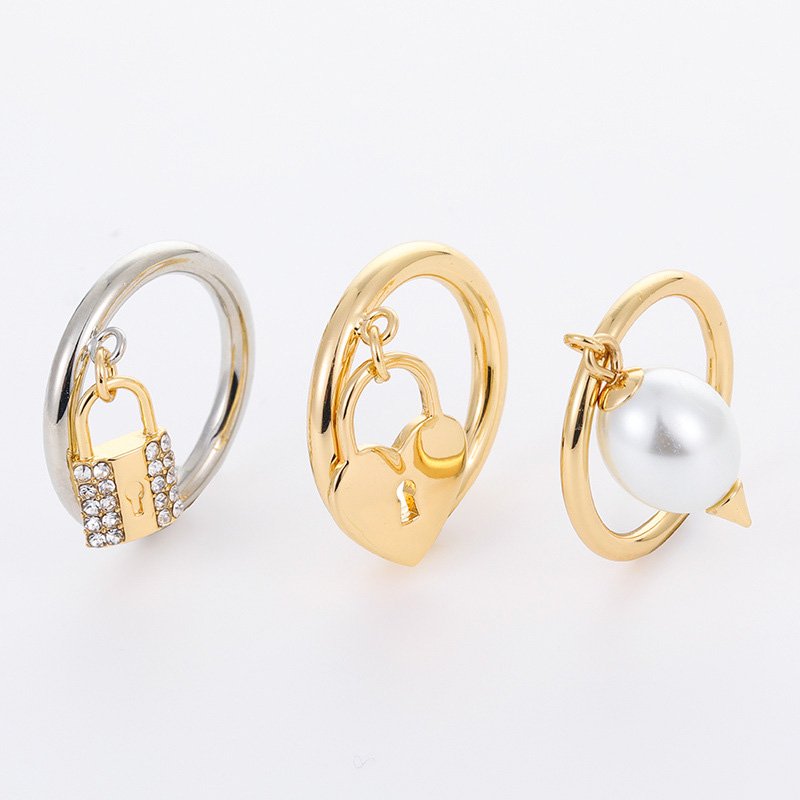 Chloe Darcey Baroque Pearl Ring